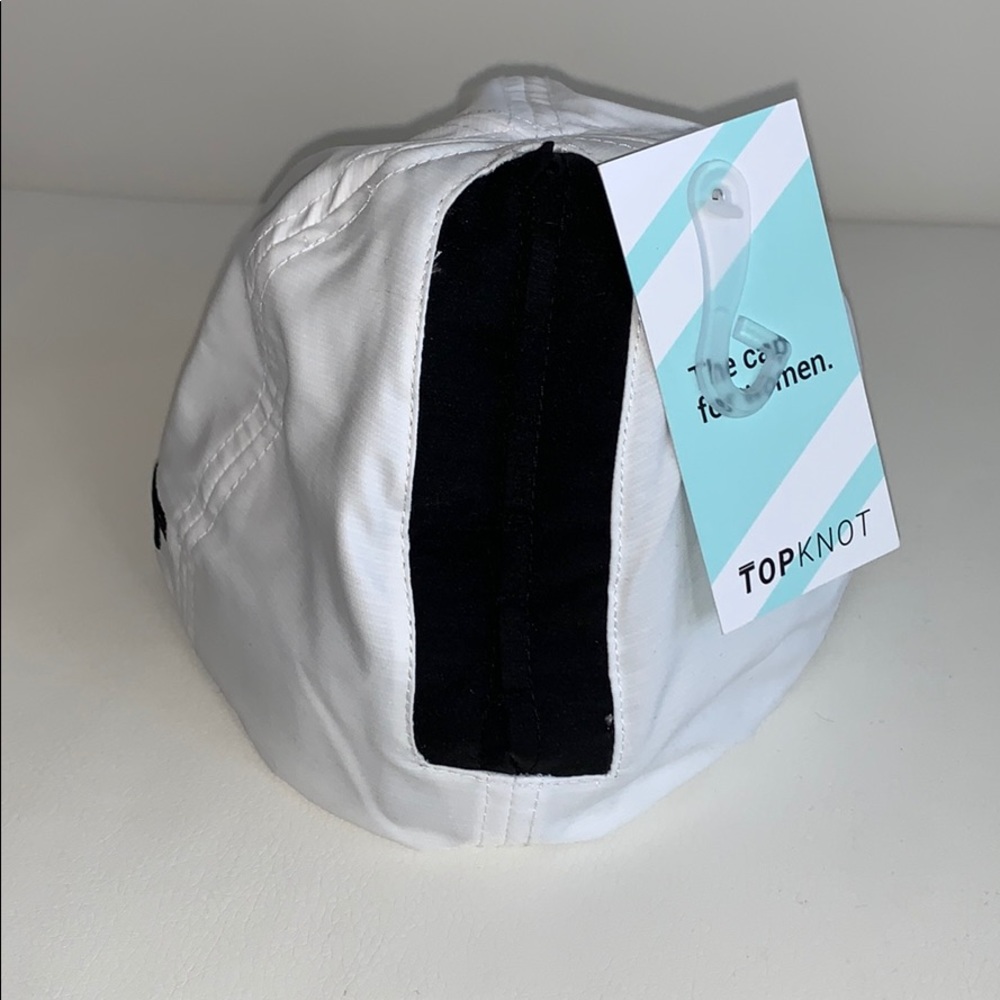 White Circle P Top Knot Hat - Picture 2 of 2